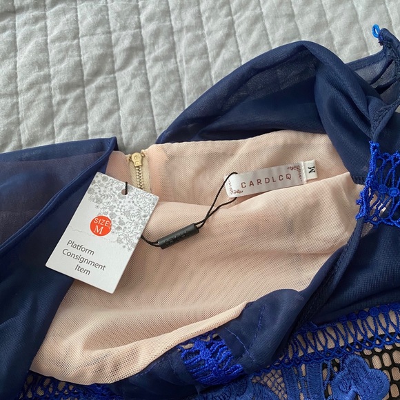 NWT Blue Lace Longsleeve Fitted Mini Dress - Picture 5 of 8